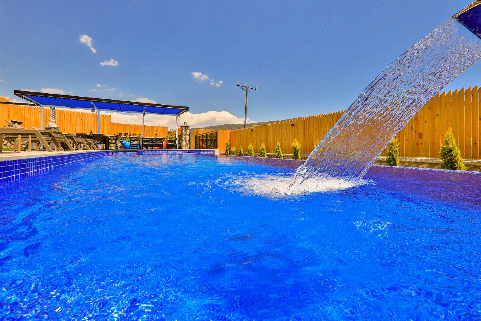 Villa Palmira Sarıbelen Doğa İçerisinde Çift Jakuzi Kiralık Balayı Villası