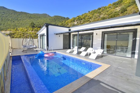 Villa Ceylan Doğa İçerisinde Çocuk Oyun Alanı Ve Aktiviteli Kiralık Balayı Villası