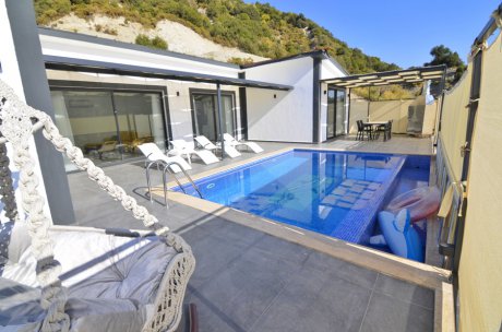 Villa Ceylan Doğa İçerisinde Çocuk Oyun Alanı Ve Aktiviteli Kiralık Balayı Villası