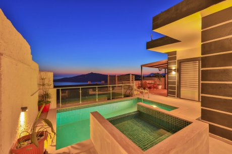 Villa Gusto 1 Deniz Manzaralı Kiralık Balayı Villası