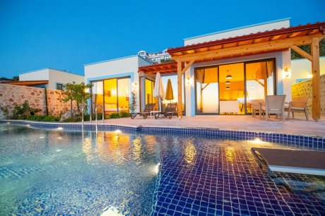 Villa Jade Isıtmalı Havuzlu Saunalı Kiralık Balayı Villası