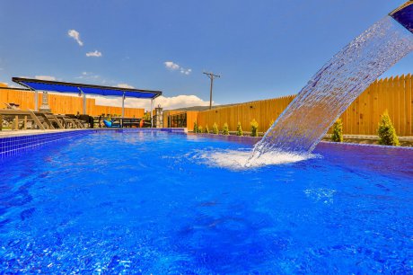 Villa Palmira Sarıbelen Doğa İçerisinde Çift Jakuzi Kiralık Balayı Villası