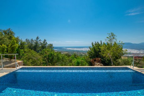 Villa Romeo Doğa Manzaralı Isıtmalı Havuz Kiralık Balayı Villası