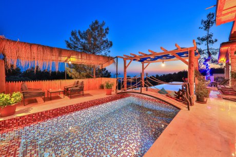 Villa Breathe Isıtmalı Havuzlu Deniz ve Doğa Manzaralı Saunalı  Jakuzili Kiralık Balayı Villası