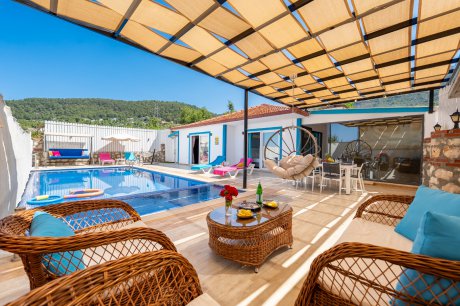 Villa Armada Doğa İçerisinde jakuzili Kiralık Villa