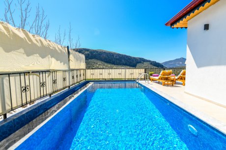 Villa Baki Doğa Manzaralı Jakuzili Kiralık Balayı Villası 