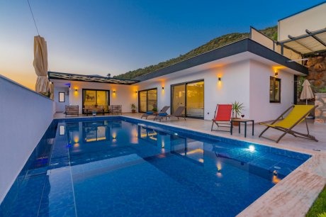 Villa Deştiman, Doğa Manzaralı Jakuzili Kiralık Balayı Villası 