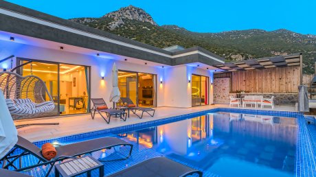 Villa Soley Deniz Manzaralı Lüks Jakuzili Saunalı Hamamlı Korunaklı Villa