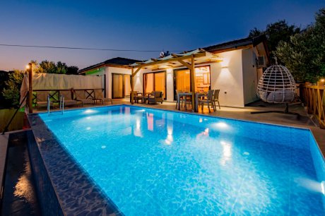 Villa Vaha Duo Efsane doğası Özel Havuzlu Kiralık Yazlık Villa