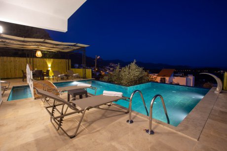 Villa Marine Luxury, Doğa ve Deniz Manzaralı Jakuzili Kiralık Villa